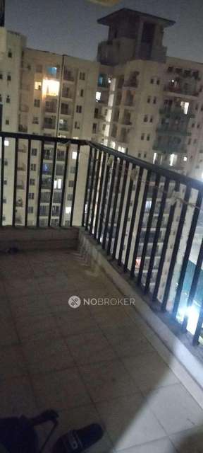 2 BHK Flat In 12th Avenue For Sale  In Gaur City 2