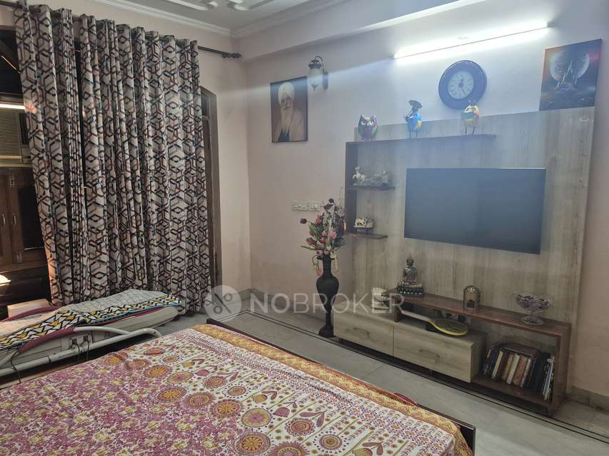 1 BHK House for Rent  In Sector 31