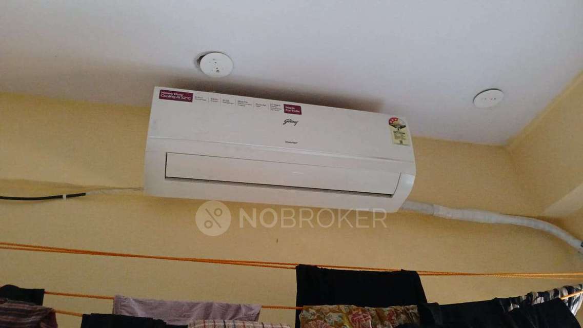 PG for Girls in Sector4