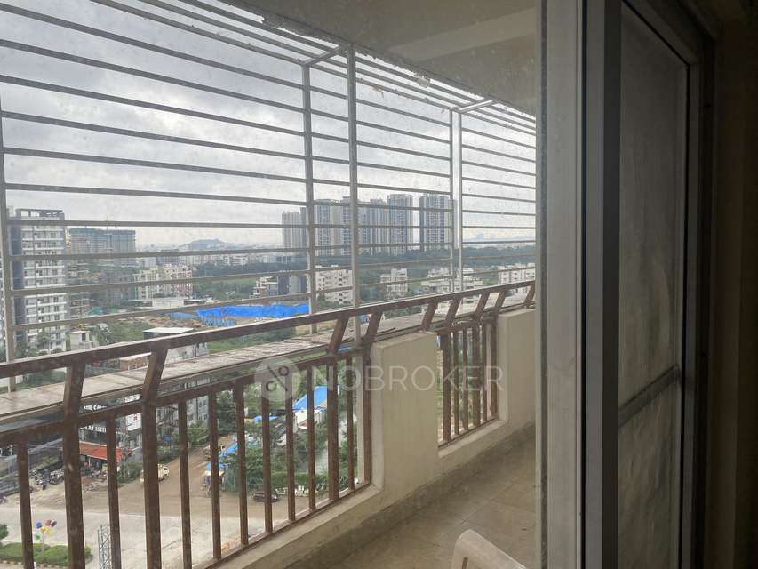 Single Room for Female In 3 BHK  In I T Heights In Khajaguda