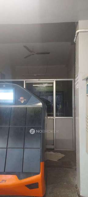 Godown/Warehouse in Adugodi, Bangalore for Rent 