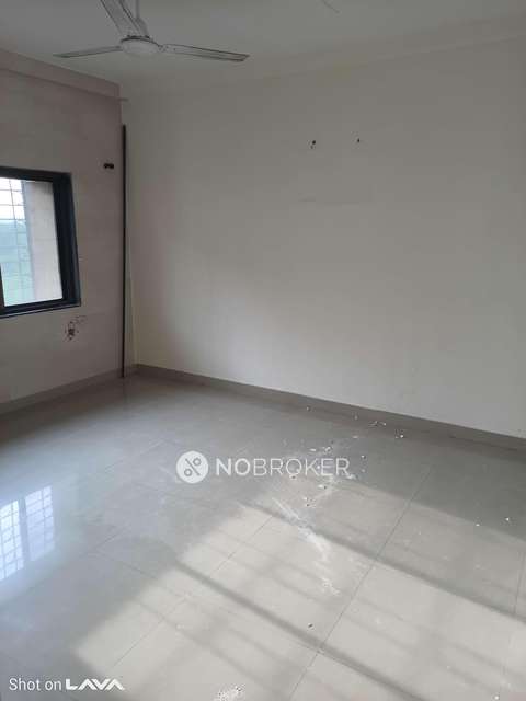 2 BHK Flat In Dattakrupa Chs For Sale  In Old Mhb Colony&#40;only Bank Persons And Govt  Job&#41;