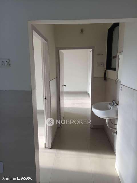 2 BHK Flat In Dattakrupa Chs For Sale  In Old Mhb Colony&#40;only Bank Persons And Govt  Job&#41;