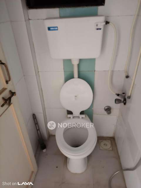 2 BHK Flat In Dattakrupa Chs For Sale  In Old Mhb Colony&#40;only Bank Persons And Govt  Job&#41;