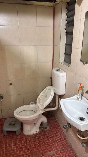 Single Room for Male In 2 BHK  In Ganga Park In Koregaon Park Annexe