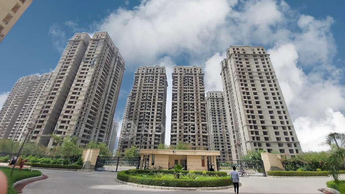 3 BHK Flat In Jaypee Kosmos for Rent  In Sector 134