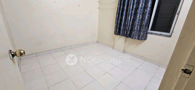 Single Room for Female In 1 BHK  In Kopre Gaothan In Karve Nagar