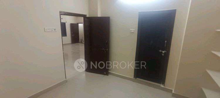 2 BHK Flat In Pratap Plaza for Rent  In Pratap Plaza