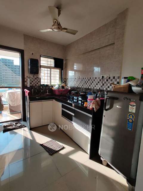 Single Room for Female In 2 BHK  In Gauree Atlantica East, Mundhwa In Mundhwa