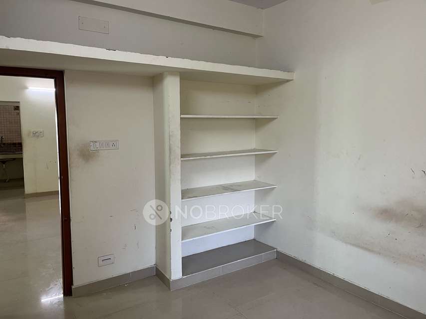 2 BHK House for Rent  In Madambakkam