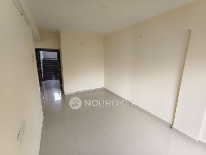 2 BHK Flat In Sampada House Chinchwad For Sale  In Bhaji Mandai