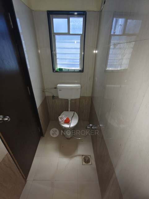 2 BHK Flat In Sampada House Chinchwad For Sale  In Bhaji Mandai