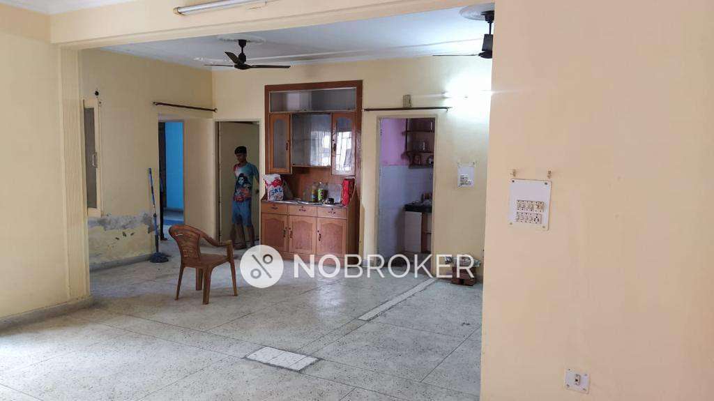 3 BHK Flat In Shubham Apartments For Sale  In Sector 21c