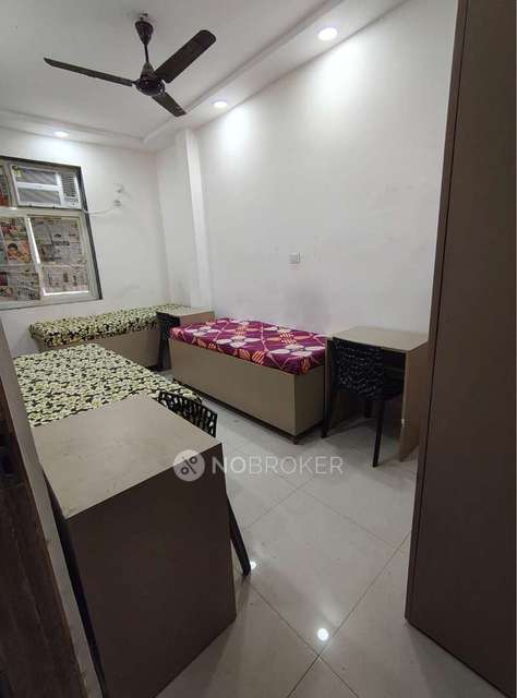 PG for Boys in Laxmi Nagar