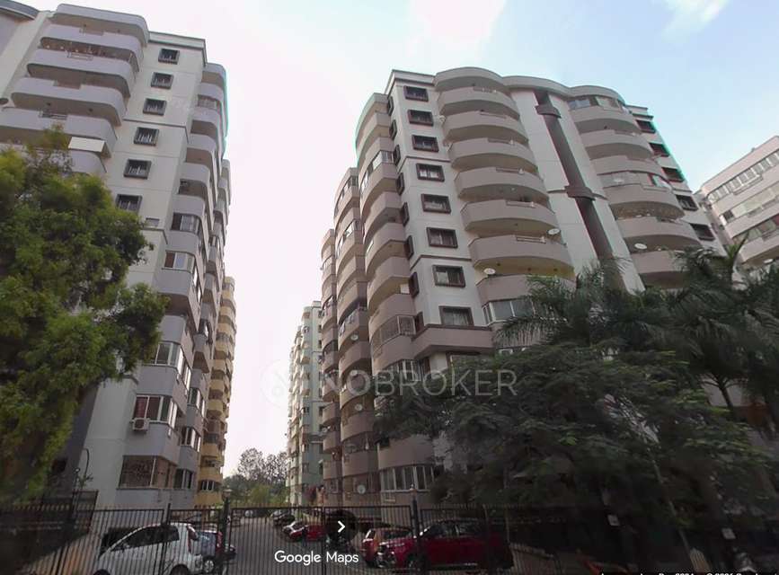 Single Room for Female In 3 BHK  In Suncity Harmony In Bellandur