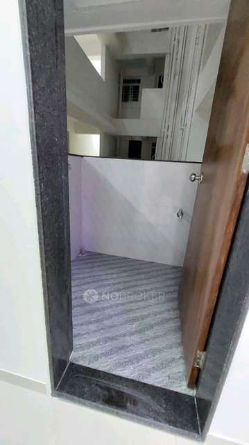 1 BHK Flat In Vardhaman Moonstone for Rent  In Tathwade