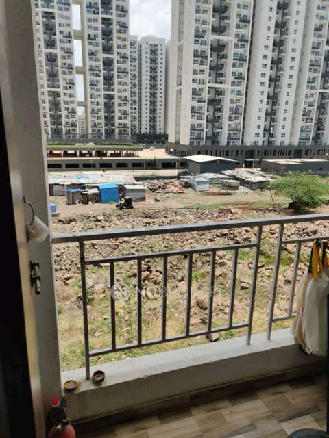 2 BHK Flat In Sky Point-phase I-a Wing for Rent  In Mundhwa