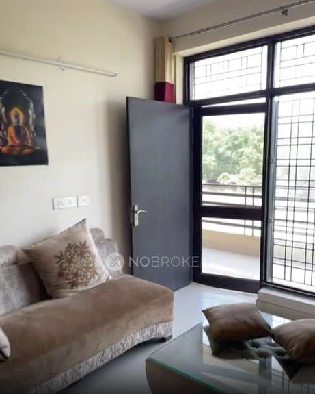 Single Room for Male In 3 BHK  In Sector 51