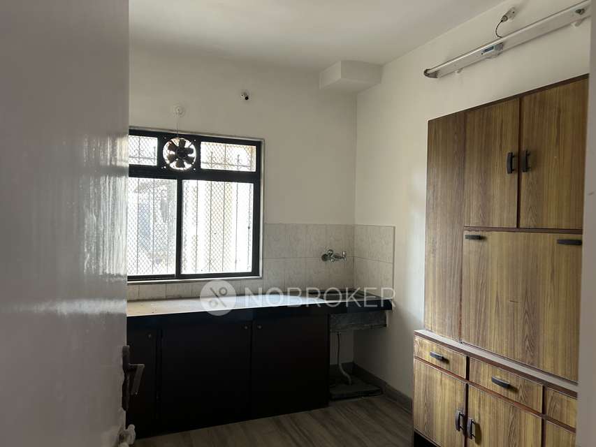 2 BHK Flat In Gurudev Apartment, A Wing, Mtnl Office, Chembur For Sale  In Chembur