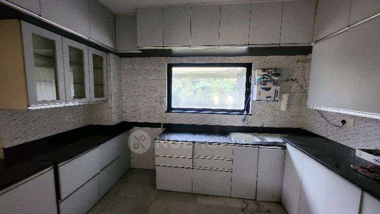 4+ BHK Flat In Uttam Tower, Yerawada for Rent  In Yerawada