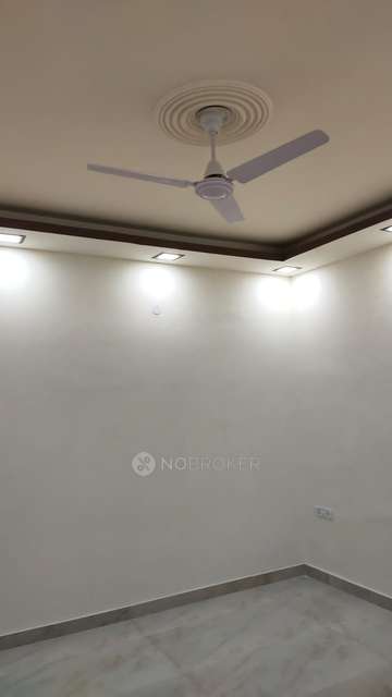 2 BHK Flat For Sale  In Dayanand Colony