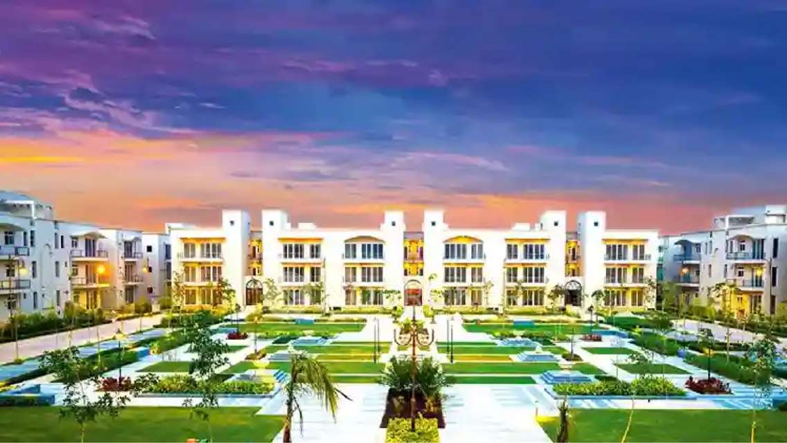 Plot For Sale  In Bptp Amstoria-102  In Bptp 102 Eden Estate