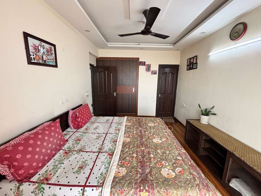 3 BHK Flat In Radhey Krishna Casa Greens1 For Sale  In Roza Yakubpur