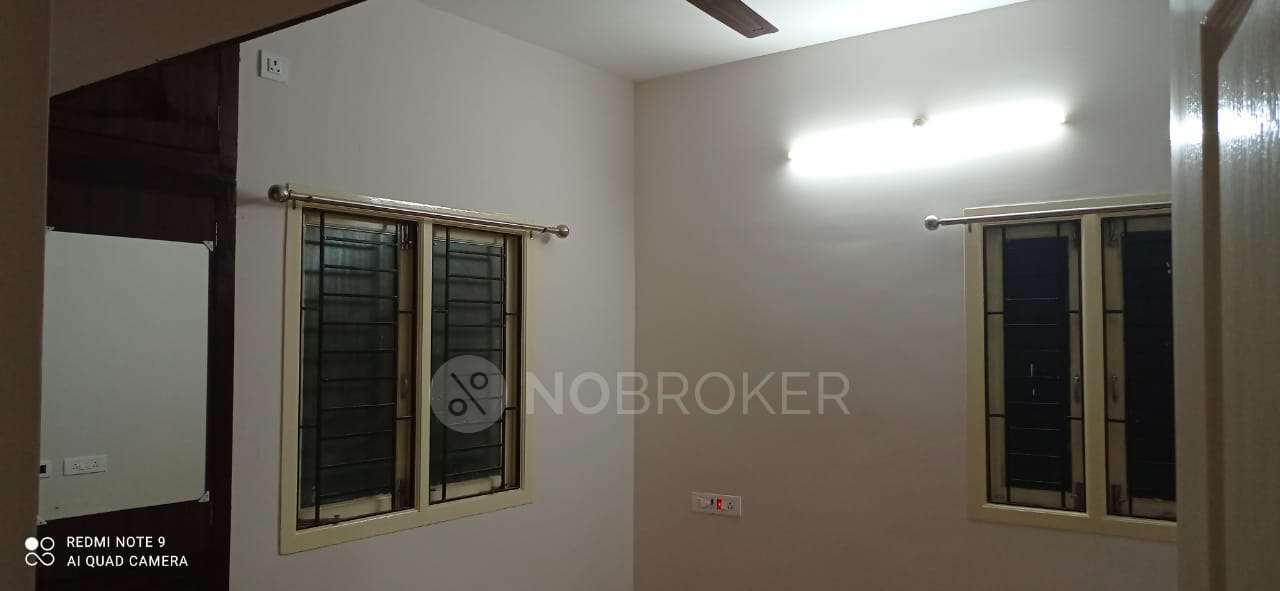 2 BHK Flat In Apartments For Sale In Medavakkam