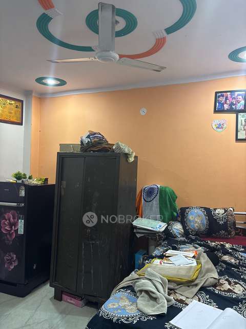 1 BHK Flat For Sale  In Trilokpuri
