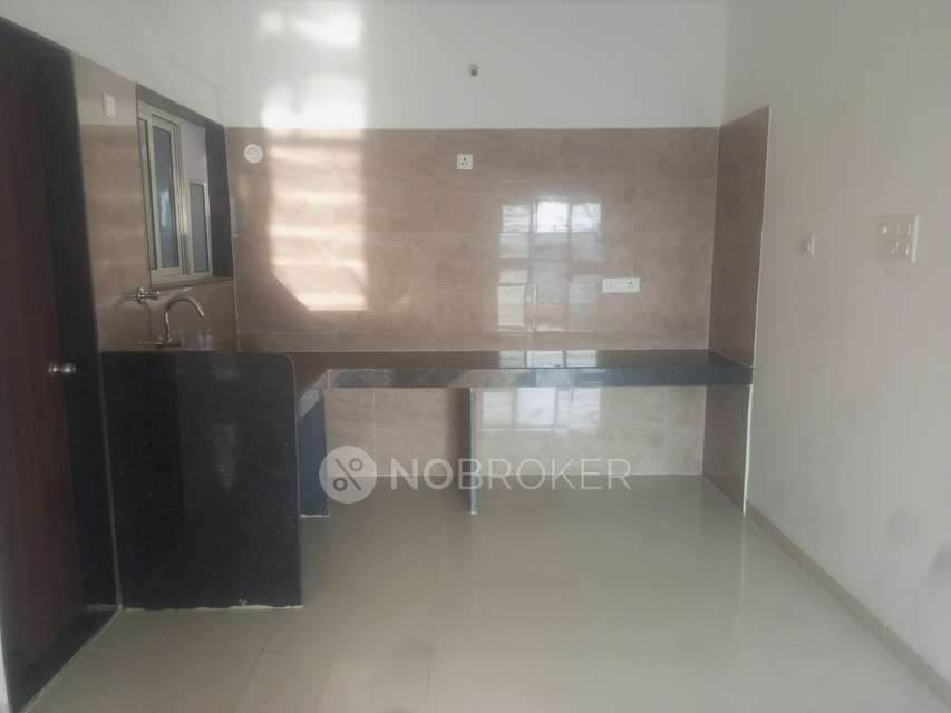 2 BHK Flat In Solitere Emerald Tower For Sale  In Narhe