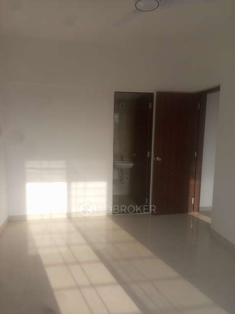 2 BHK Flat In Solitere Emerald Tower For Sale  In Narhe