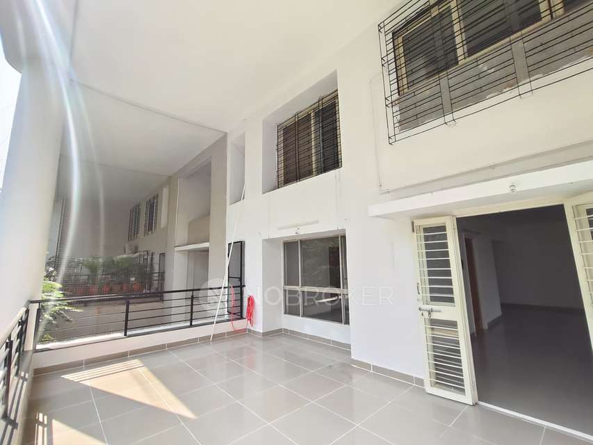 3 BHK Flat In Silver Leaf for Rent  In Shivajinagar