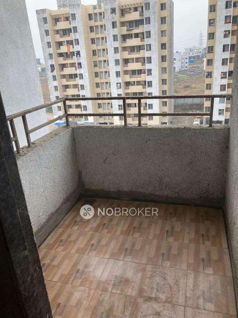 2 BHK Flat In Vaishnavi City 7 Hills for Rent  In Uruli Devachi