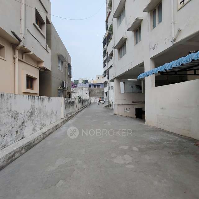 3 BHK Flat In Bharani Classic Appartments For Sale  In Mansoorabad