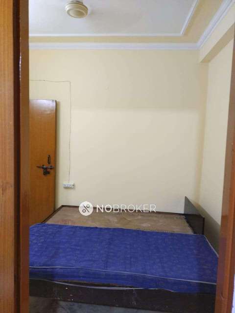 2 BHK Flat In Standalone Buildsing For Sale  In Malviya Nagar