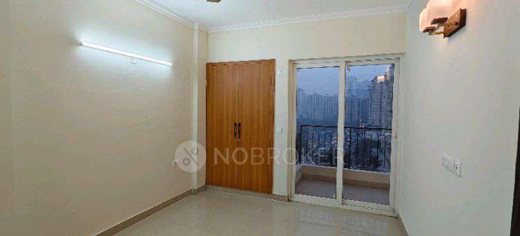 3 BHK Flat In Amarpali Crystal Homes for Rent  In Sector 76