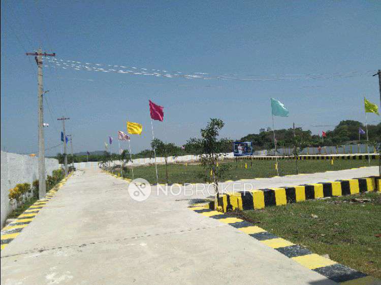 Plot For Sale  In Selaiyur