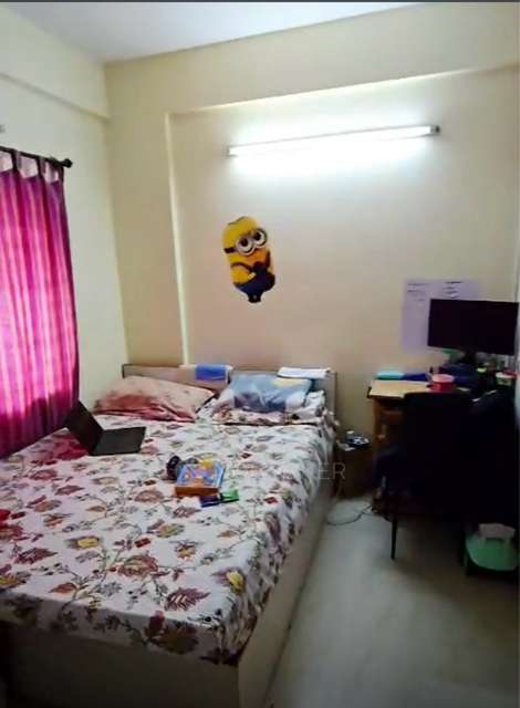 Single Room for Female In 2 BHK  In Bildens Swarganga In Koramangala