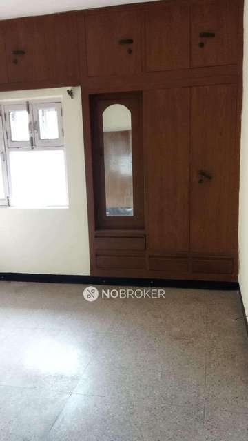 3 BHK Flat In Doctors Apartment For Sale  In Vasundhara Enclave, 