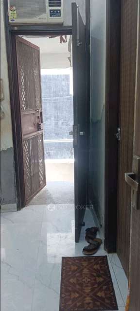 1 BHK Flat In Rohini  for Rent  In Pocket 3, Sector 25, Rohini