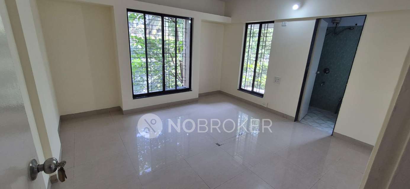 4 BHK Flat In Laxmi Sharad Apartment For Sale  In Shivajinagar