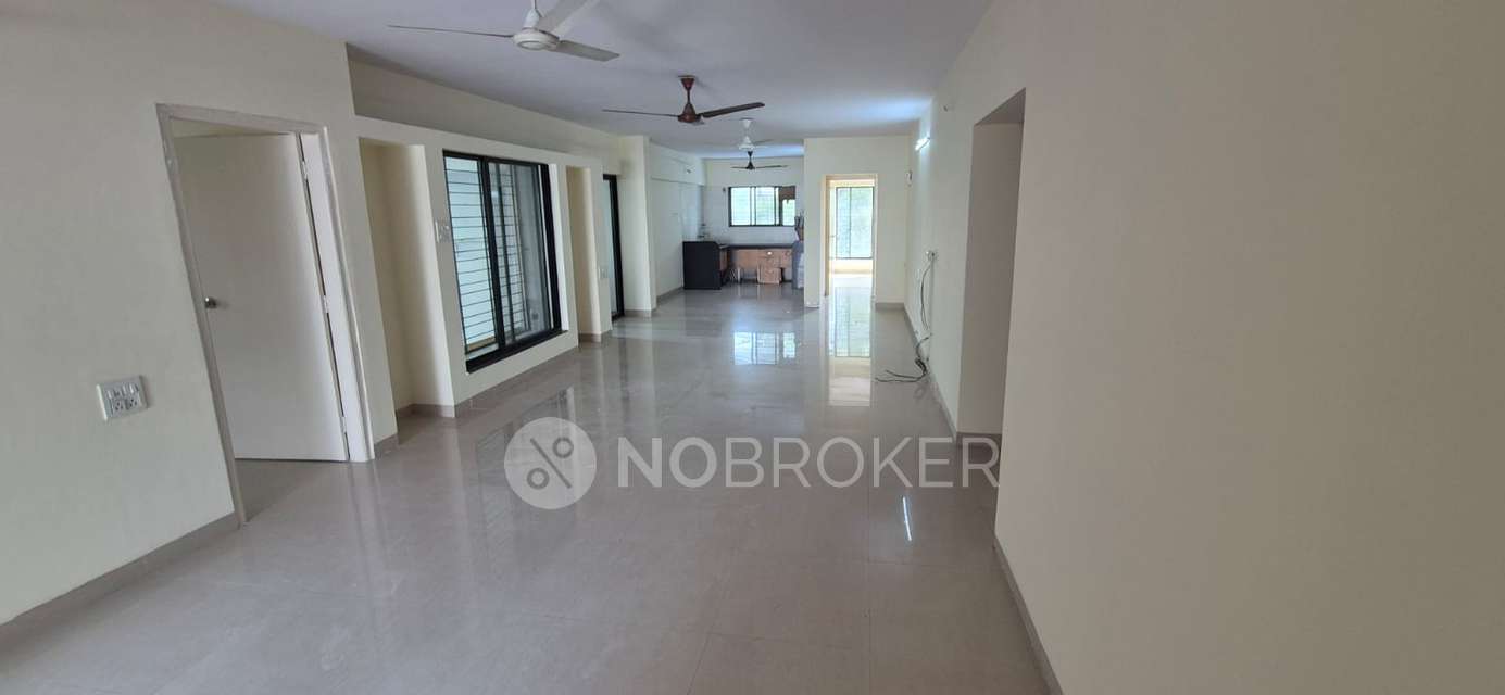 4 BHK Flat In Laxmi Sharad Apartment For Sale  In Shivajinagar