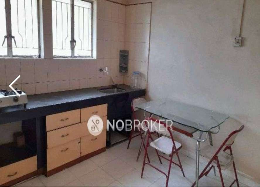 Shared Room for Male In 3 BHK  In Dikshit Bag Apartment In Navi Peth