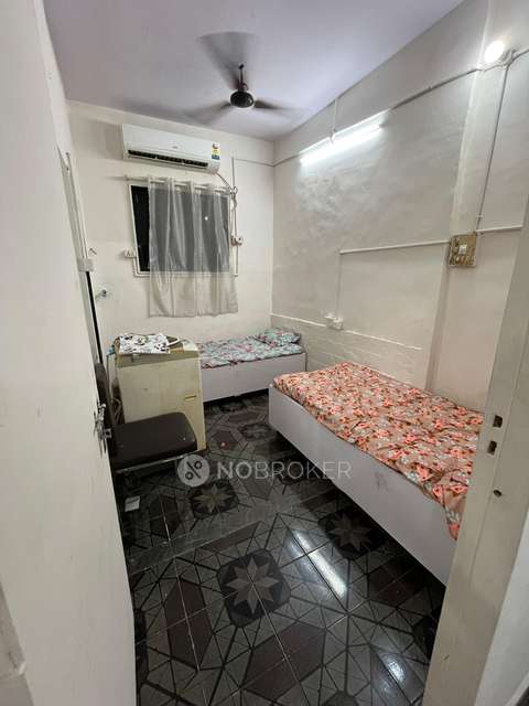 PG for Boys in D N Nagar