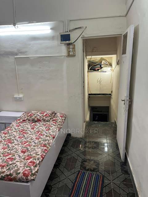 PG for Boys in D N Nagar