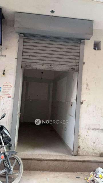 2 BHK Flat For Sale  In Janakpuri