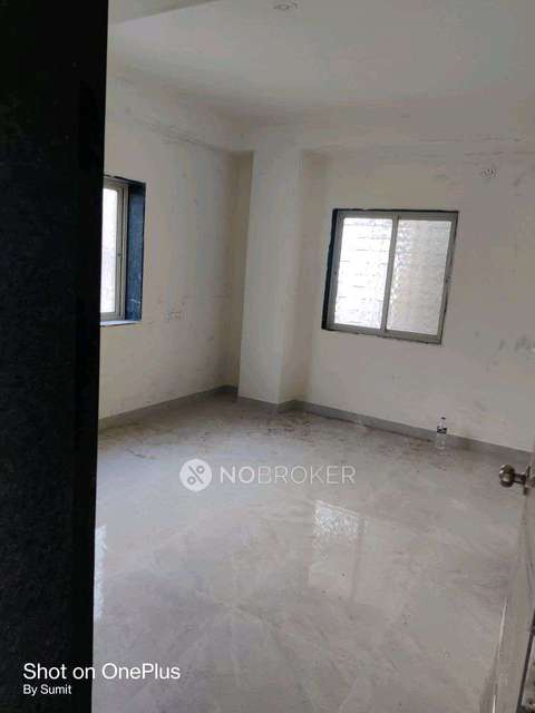 Single Room for Female In 2 BHK  In Sd In  Manjari Budruk