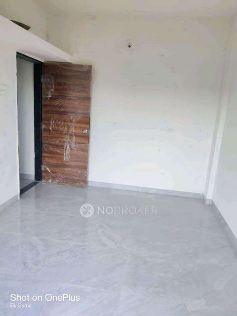 Single Room for Female In 2 BHK  In Sd In  Manjari Budruk