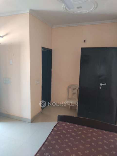 1 RK Flat In Malibu Town for Rent  In Sector 47