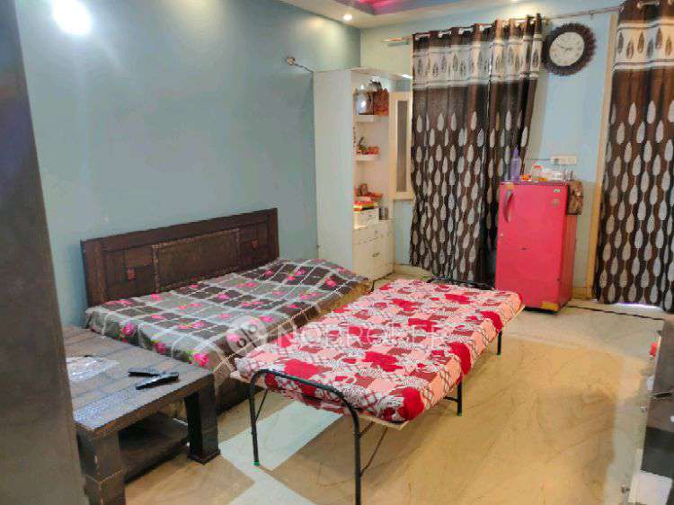 2 BHK Flat In Sb For Sale  In J3f8+55g, Block D, Ram Datt Enclave, Uttam Nagar, Delhi, 110059, India